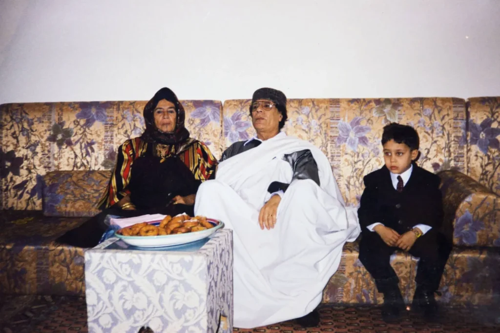 Семья Каддафи-между изгнанием и тенью прошлого