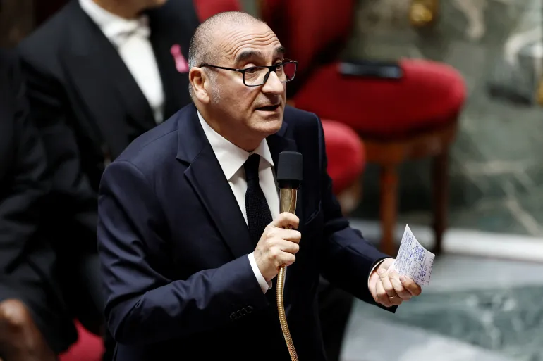 Париж : давление на Алжир не сработает